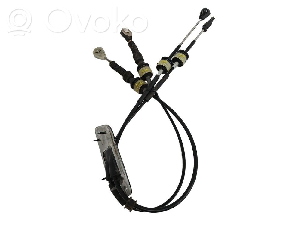 Gear shift cable linkage