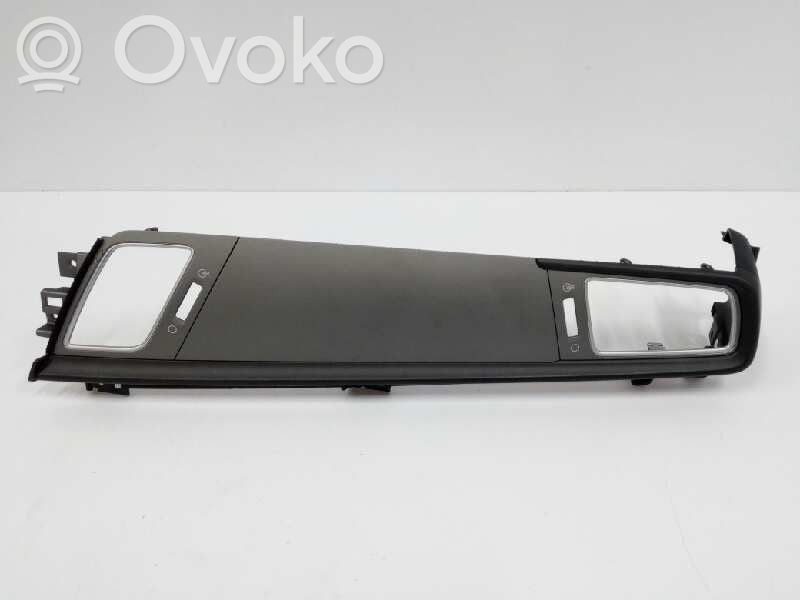 KIA Niro Bottom trim 