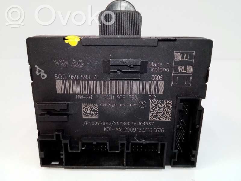 Muut ohjainlaitteet/moduulit   5Q0959593A