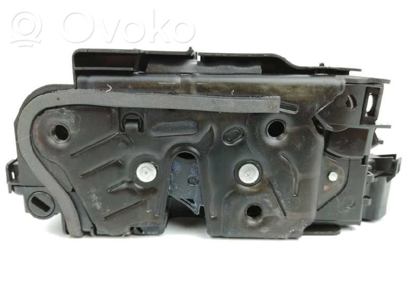 Front door lock   5TB837016C