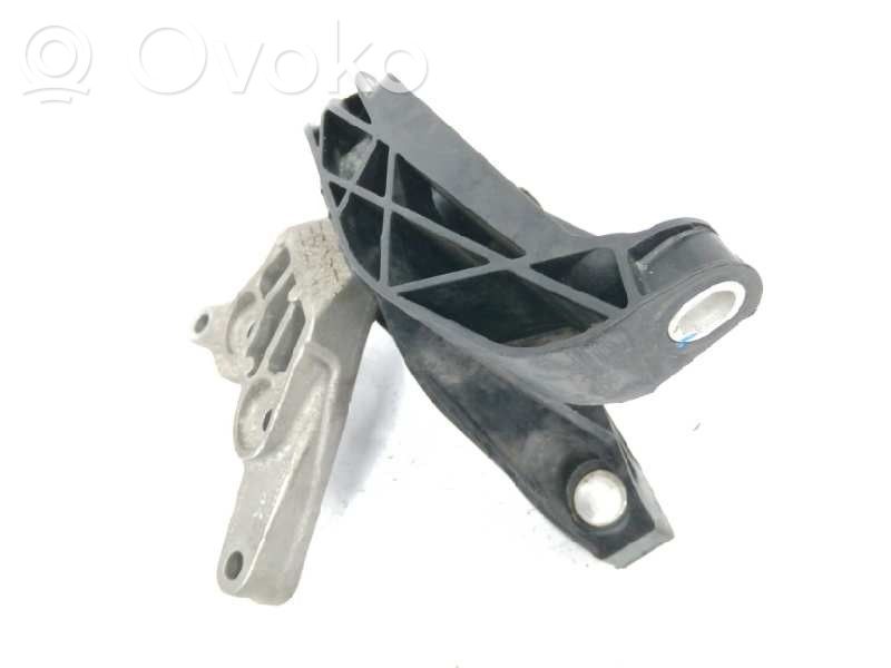 Citroen C4 SpaceTourer Engine mount bracket 