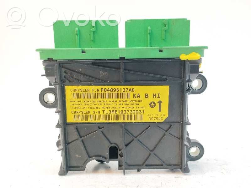 Unidad de control/módulo del Airbag   P04896137AG