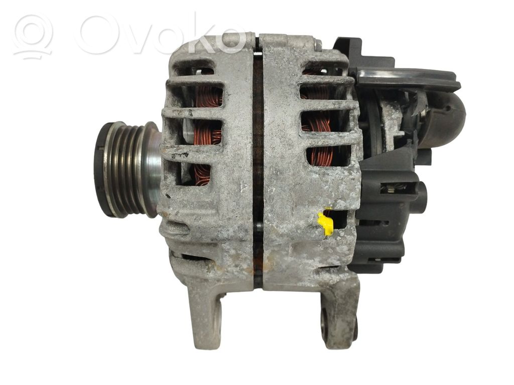 Nissan Micra C+C Alternador 