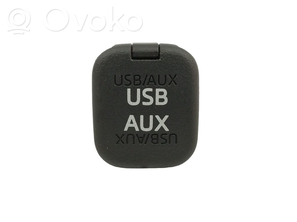 Sonstige Steuergeräte / Module   KD45669U0,PUERTOUSBYAUXILIAR