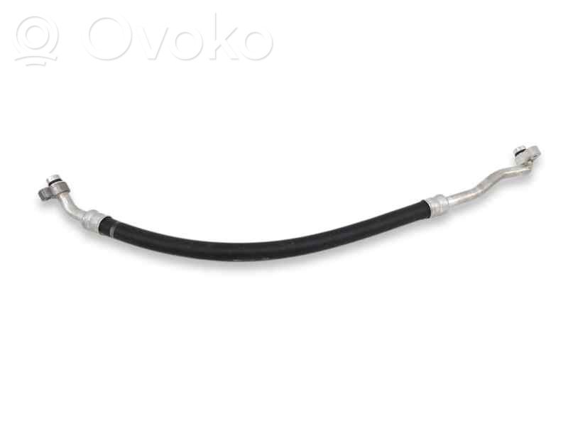 Ilmastointilaitteen putki (A/C)