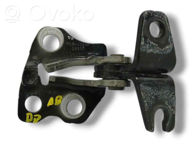 Tailgate/trunk/boot hinge   FLR036F,DELANTERADERECHA,BISAGRAINFERIOR