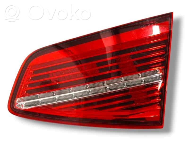 Volkswagen Passat Alltrack Lampă spate în capacul portbagajului 