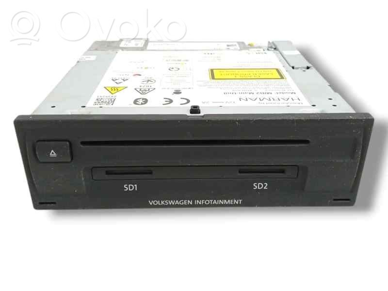 Volkswagen Passat Alltrack Radio/CD/DVD/GPS head unit 