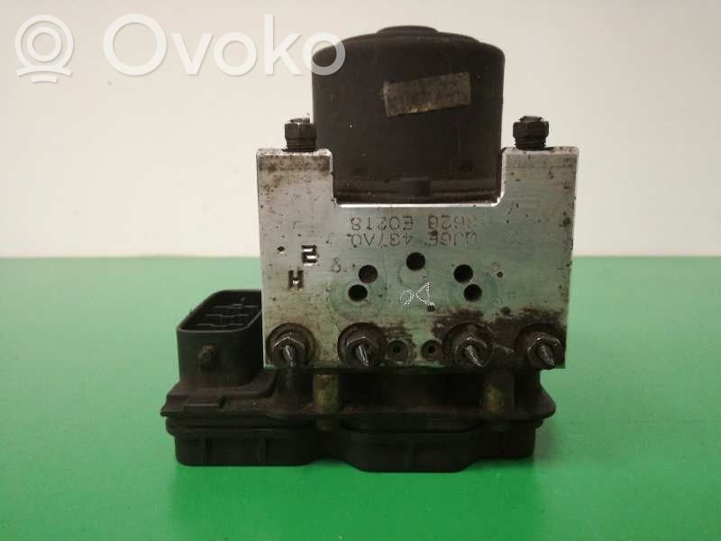 Блок ABS   GJ6E437A0