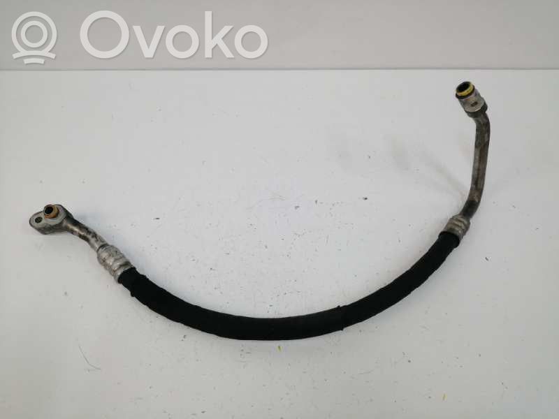 Audi A8 S8 D3 4E Ilmastointilaitteen putki (A/C) 