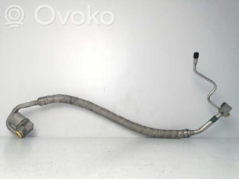 BMW X3 E83 Ilmastointilaitteen putki (A/C) 