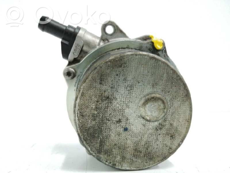 Audi A8 S8 D3 4E Vacuum pump 