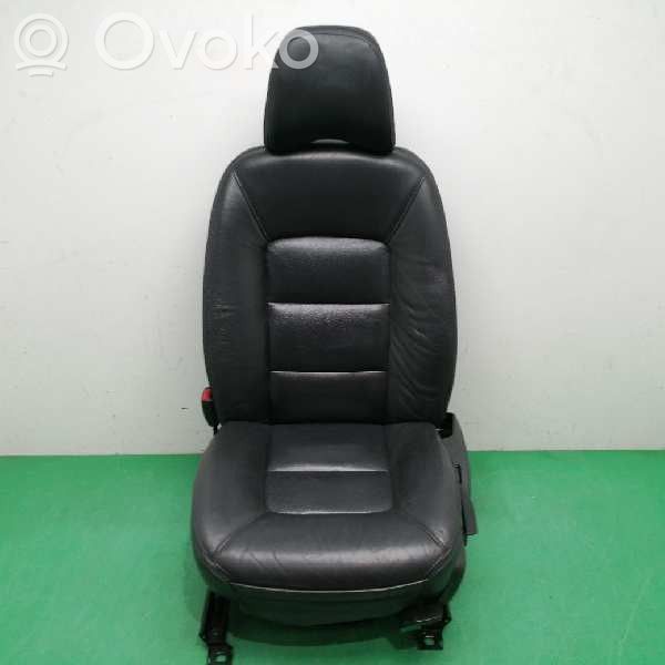 Front driver seat   OBSERVARFOTOS