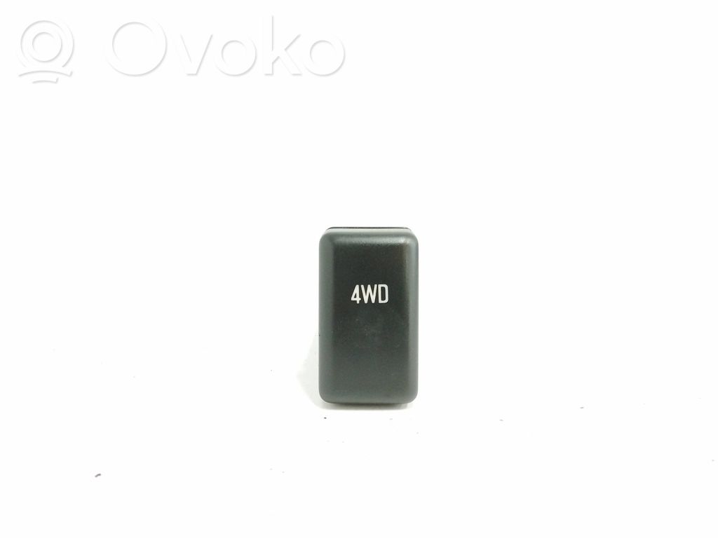 Interrupteur / bouton multifonctionnel   4WD