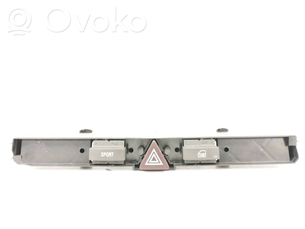 Opel Astra G Hazard light switch 