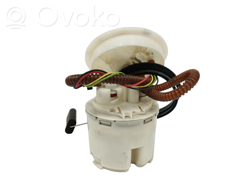 Ford Mondeo Mk III Bomba interna de combustible