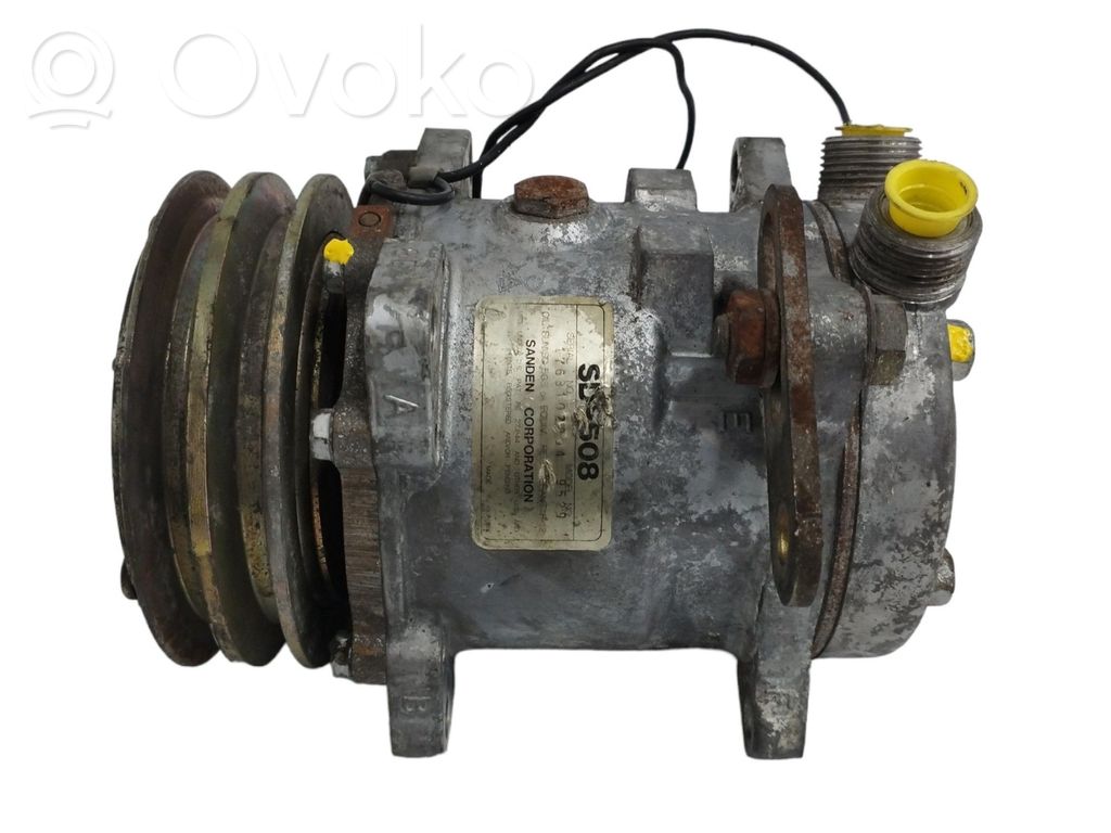 Alfa Romeo 75 Air conditioning (A/C) compressor (pump) 
