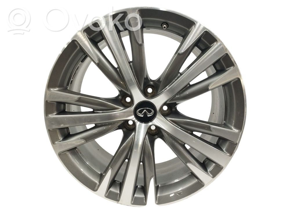 Infiniti Q50 Jante alliage R18 