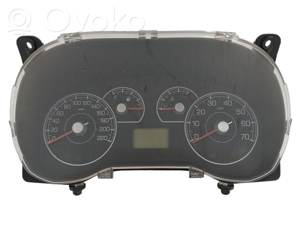 Fiat Grande Punto Geschwindigkeitsmesser Cockpit 
