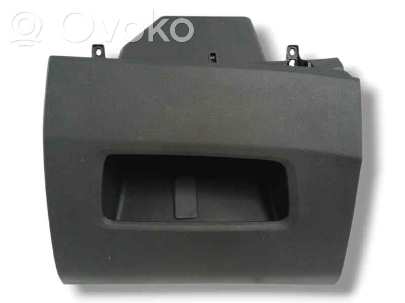 Renault Express Glove box 