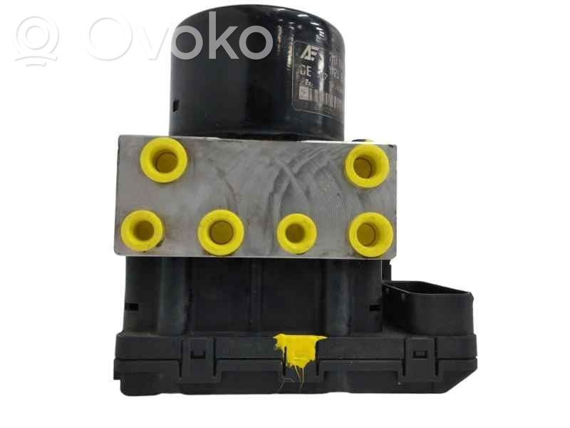 ABS-pumppu   YM212L580BB,7M3614111H,10020402094
