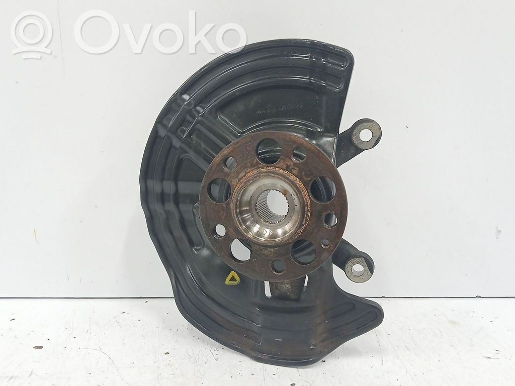 Mercedes-Benz A W176 Fuso a snodo con mozzo ruota anteriore