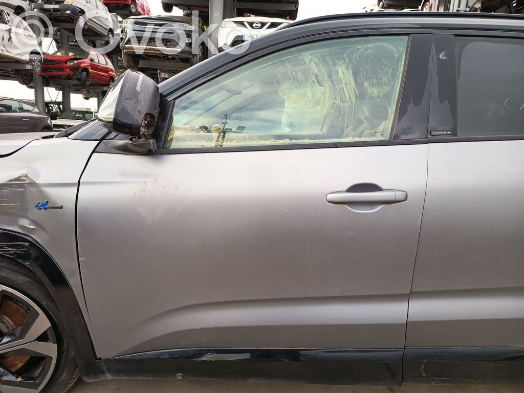 Renault Austral Puerta delantera 