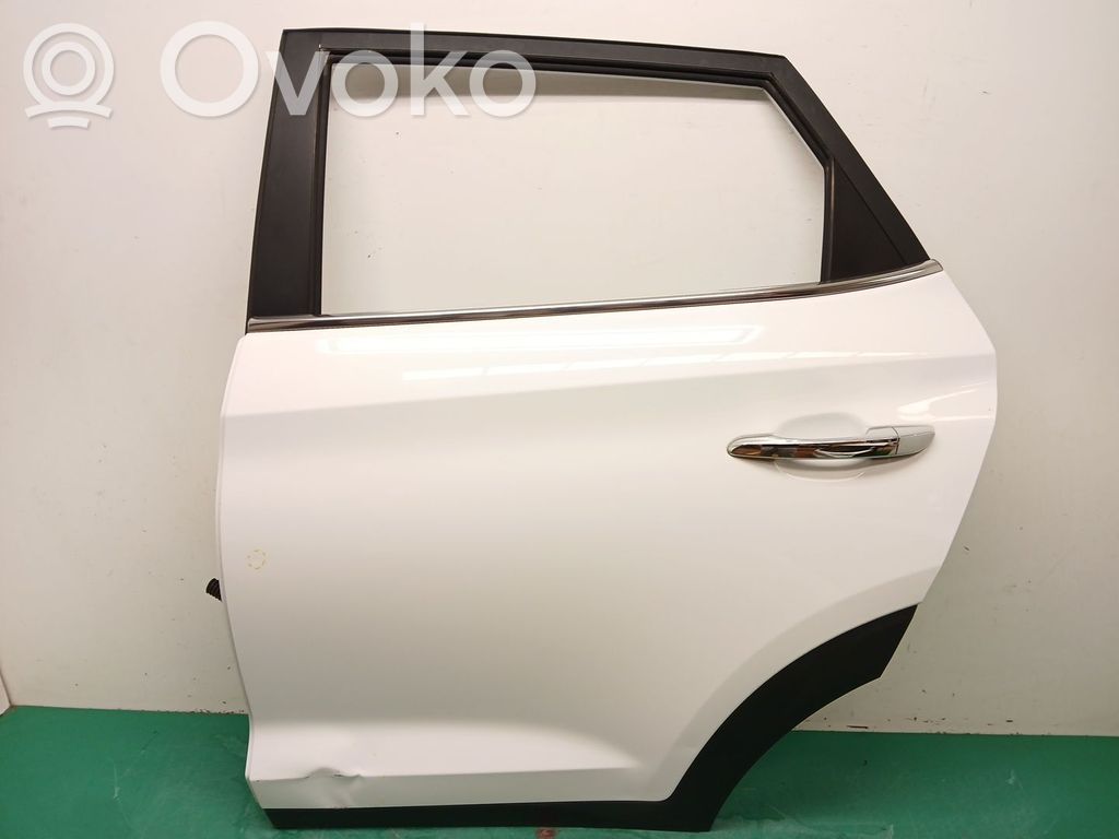Puerta trasera   77003D7000