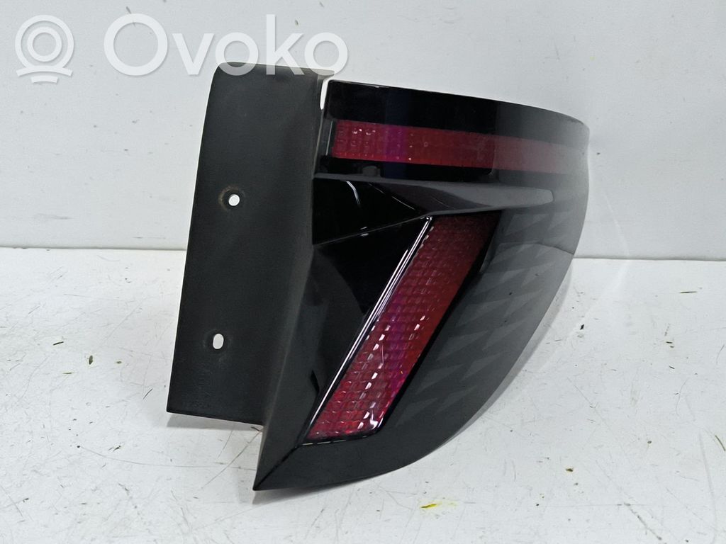 Takavalot   92402N7100