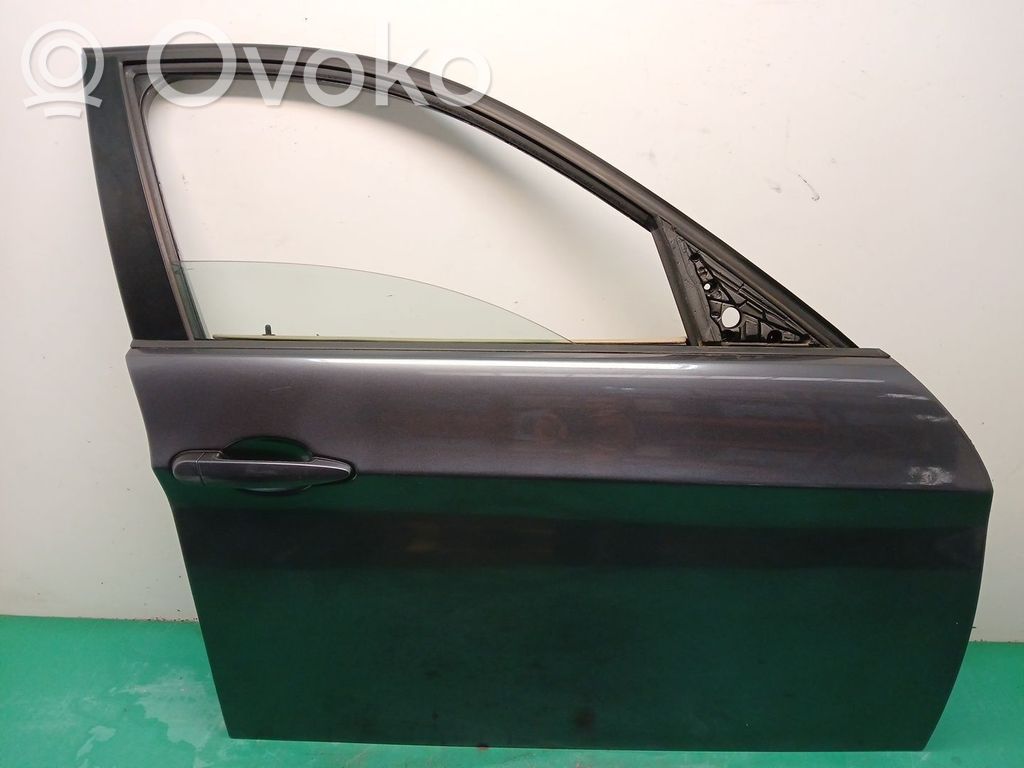 Front door   41515A2A386