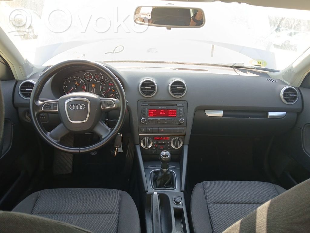 Панель   8P1857003D,8P0880201CB,8P0880202C