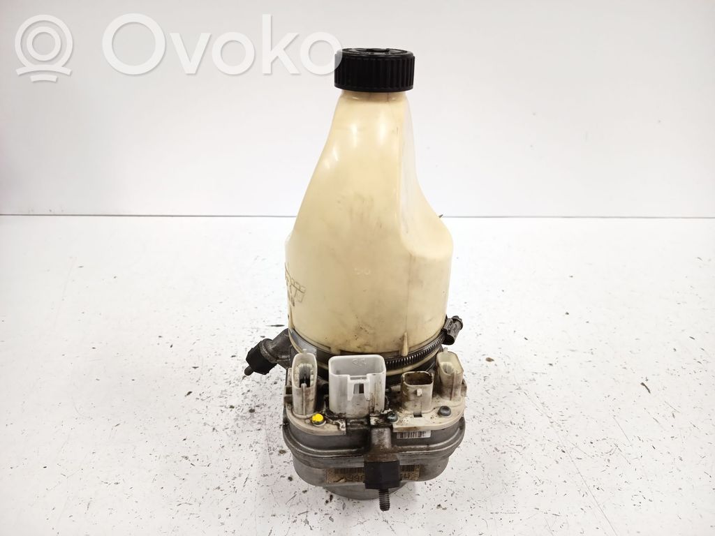 Ohjaustehostimen pumppu   5948074