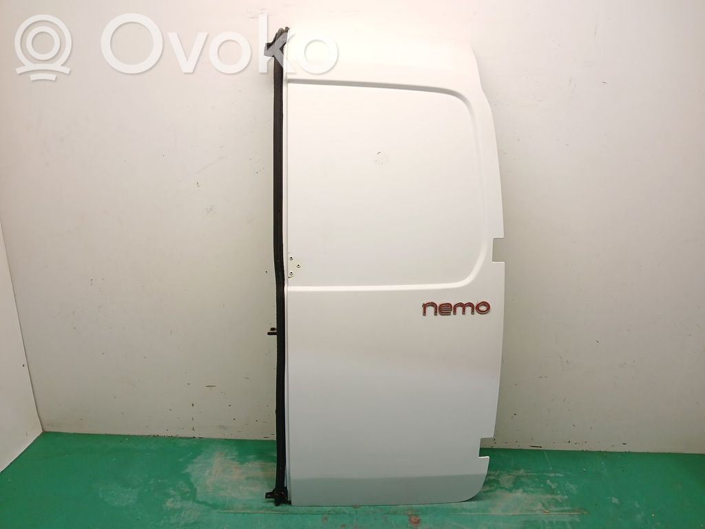 Tailgate/trunk/boot lid   8703E8