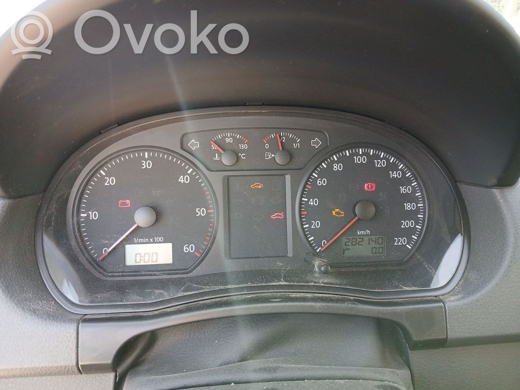 Volkswagen Polo IV 9N3 Vitezometru (grup de instrumente) 