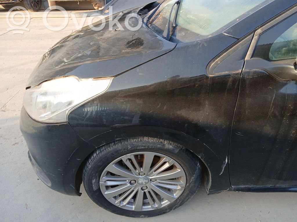 Peugeot 208 I Aripă 