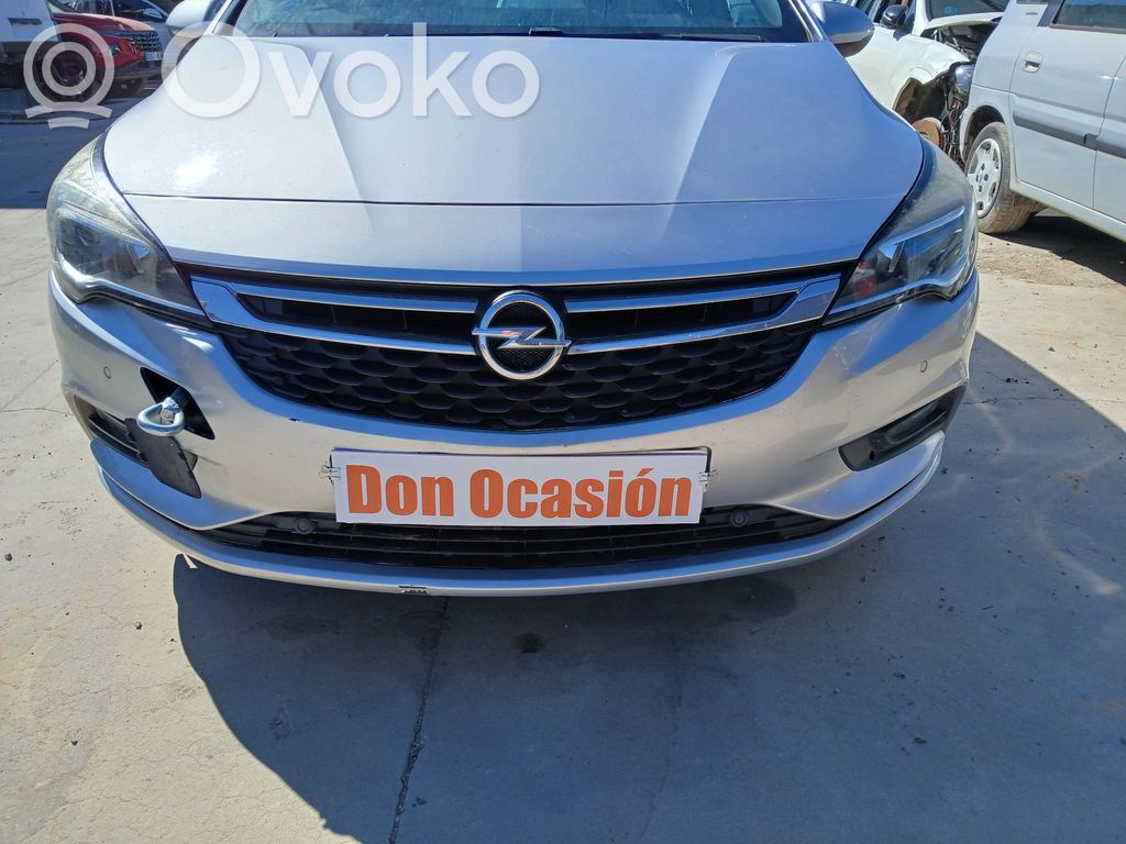 Opel Astra K Parachoques delantero 