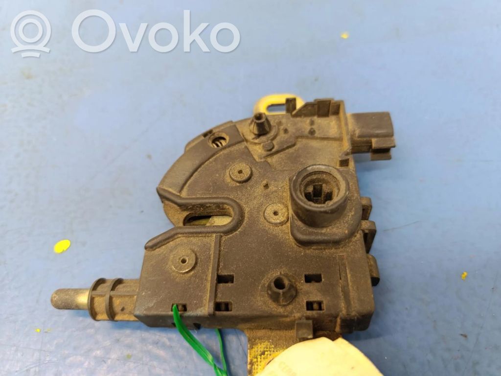 Tie down hook / loop   F00P0M0058