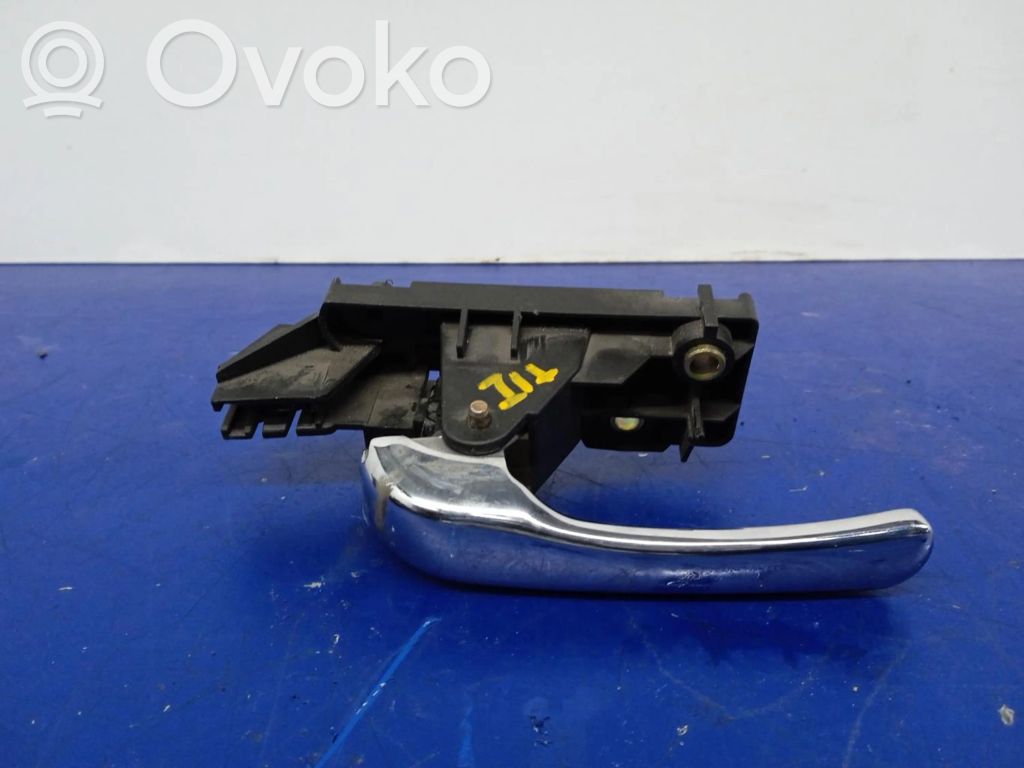 Manecilla interna puerta trasera   AR34103,AR34103