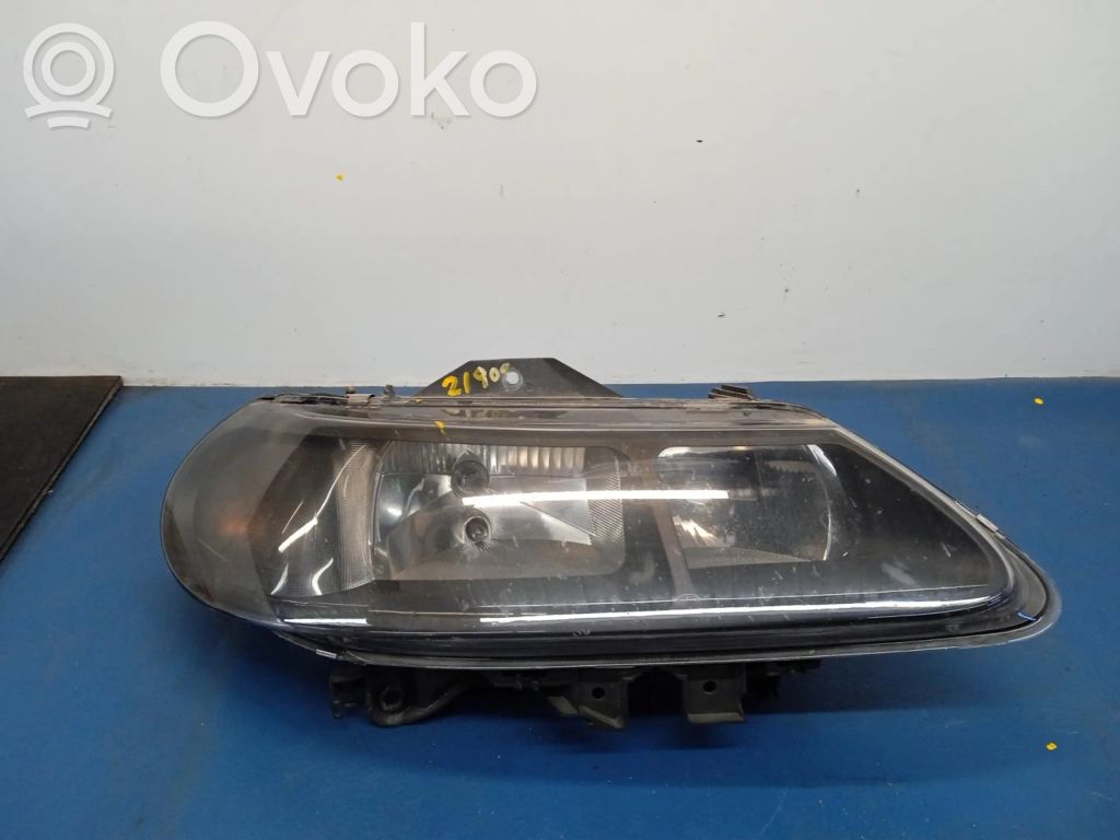Renault Laguna I Headlight/headlamp 