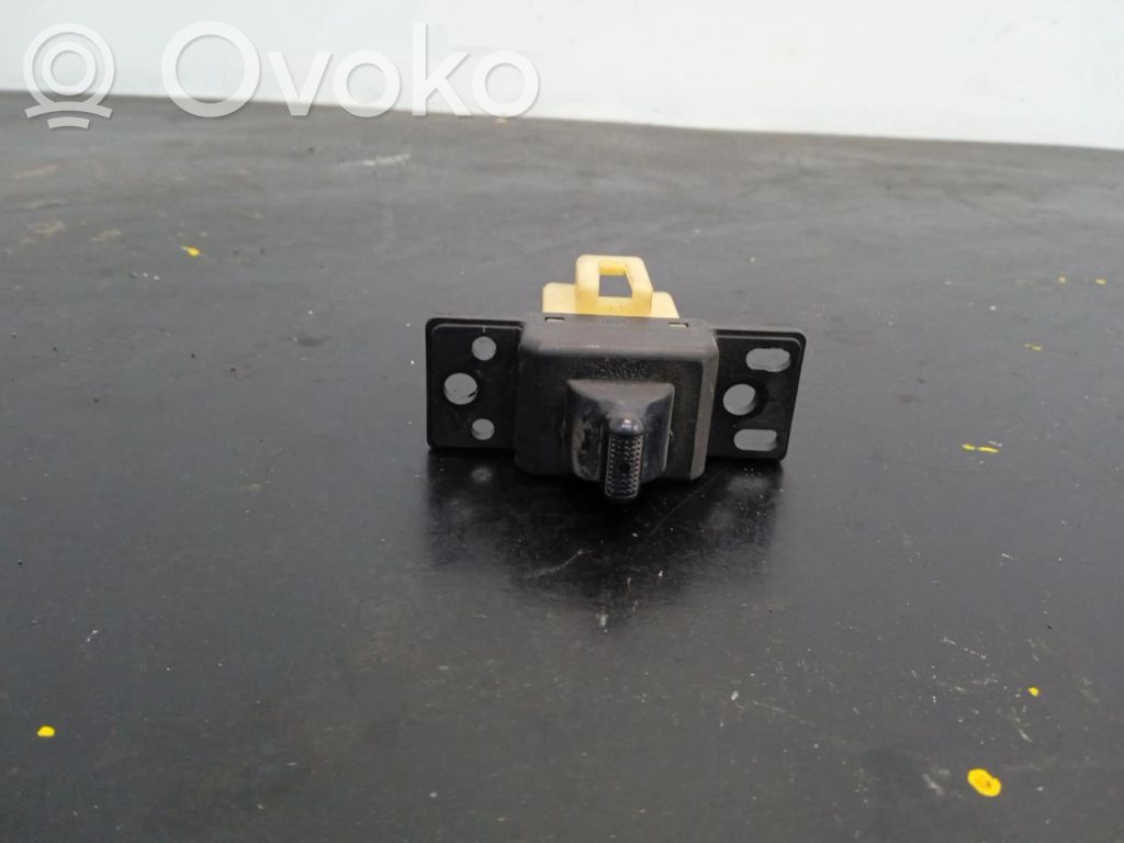Electric window control switch   VM28,VM28