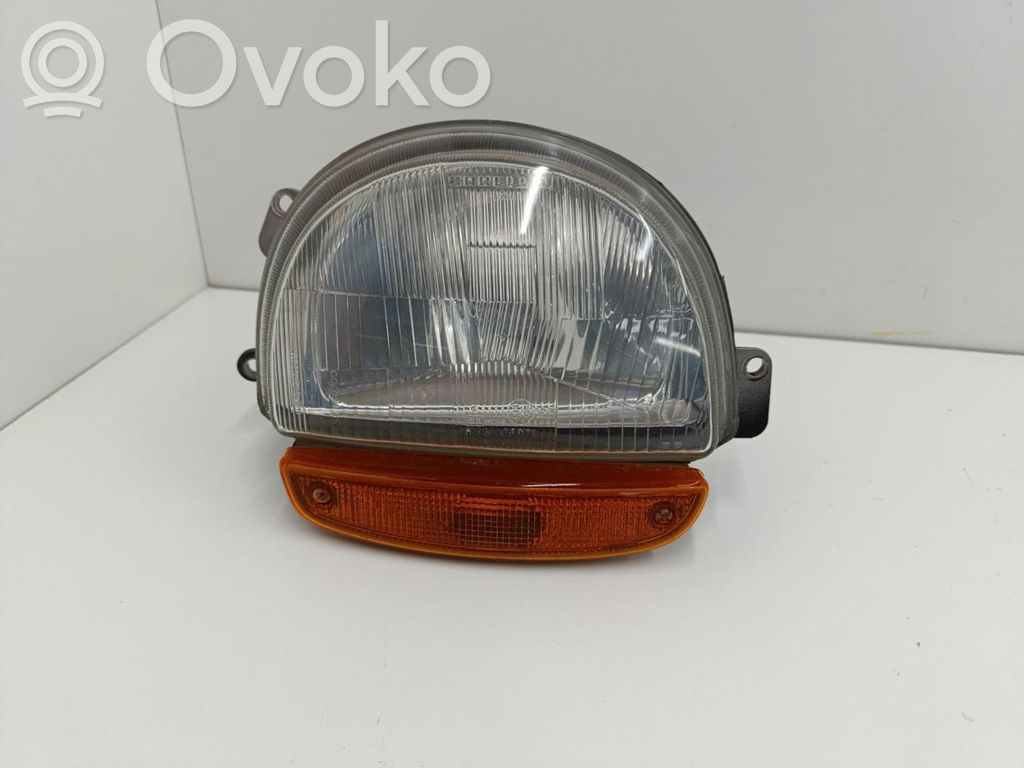 Renault Twingo I Headlight/headlamp 