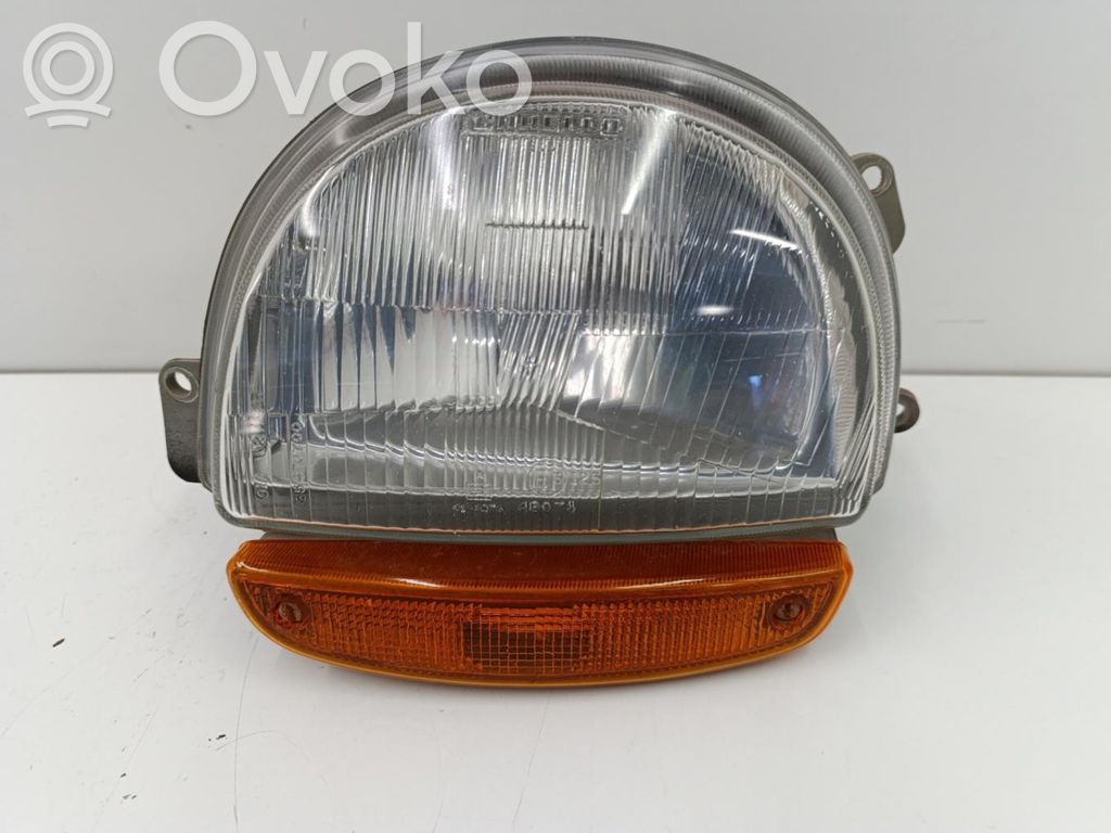 Renault Twingo I Headlight/headlamp 