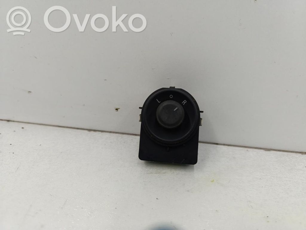 Opel Mokka Interruptor del espejo lateral 