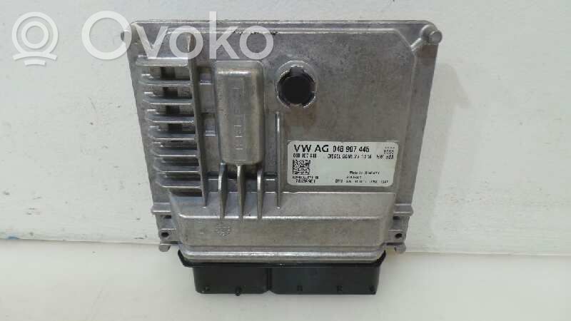 Unidad de control/módulo del motor   04B907445,04B907445
