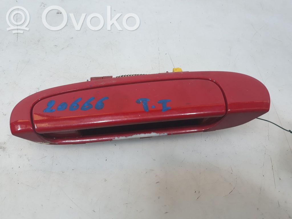 Manecilla externa puerta trasera   8365007010,8365007010,8365007010