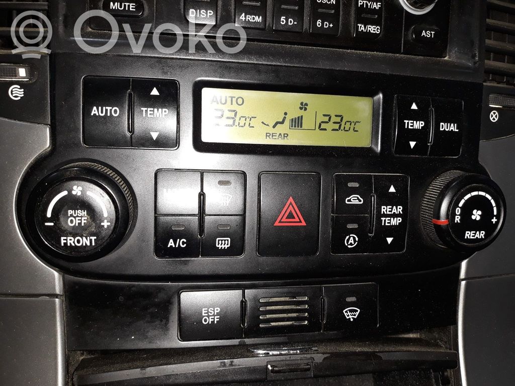 KIA Carnival Panel klimatyzacji 