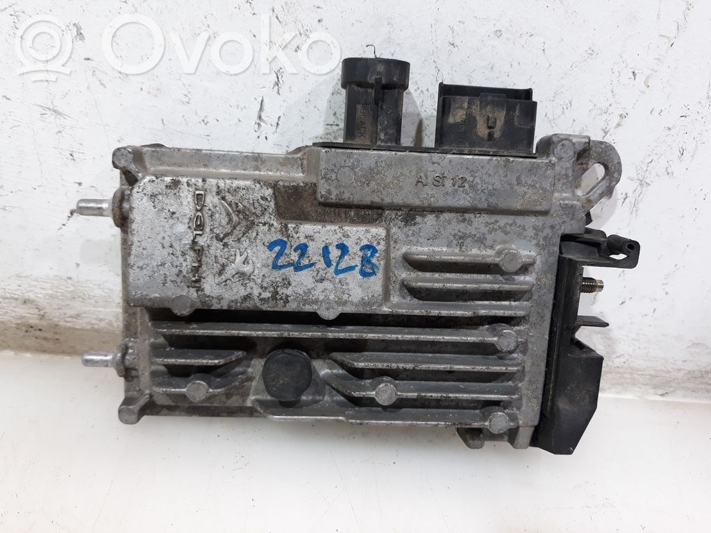 Peugeot 5008 Engine start stop button switch 