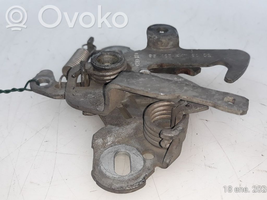 Peugeot 407 Kiinnityskoukku/-silmukka 