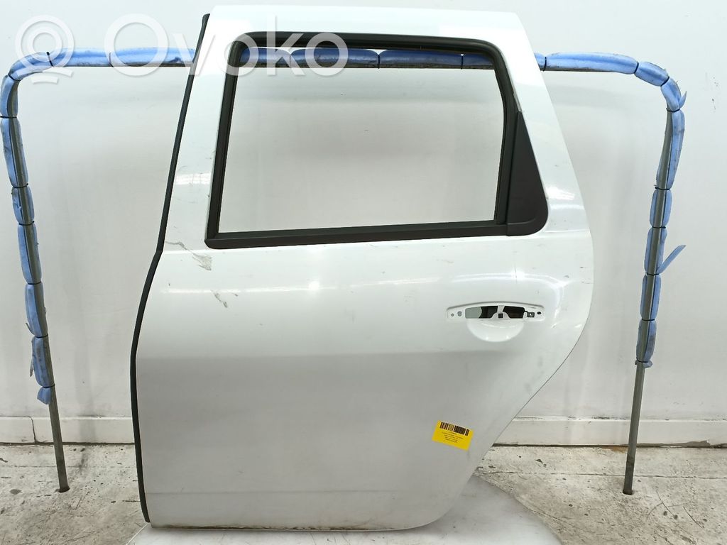 Puerta trasera   821014570R,821014570R