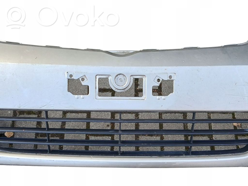 Toyota Corolla Verso E121 Parachoques delantero 
